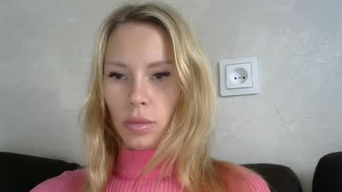 Snapshot of _alex1819 chatting on September 24, 2025, 7:01 am _alex1819 online show from September 24, 2025, 7:01 am