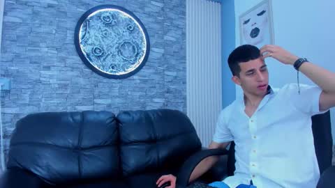 Snapshot of _alexander_gold chatting on October 21, 2025, 12:17 pm Alexander online show from October 21, 2025, 12:17 pm