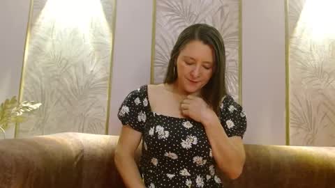 _alice_horny_ online show from December 1, 2024, 7:58 pm