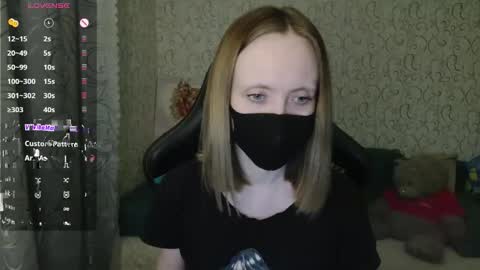 Snapshot of _alicecullen_ chatting on March 18, 2026, 5:05 pm AliceCullen online show from March 18, 2026, 5:05 pm