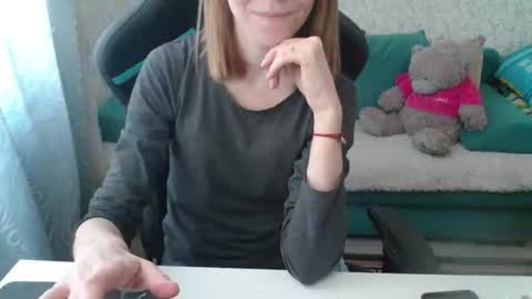 Snapshot of _alicecullen_ chatting on March 21, 2026, 10:31 am AliceCullen online show from March 21, 2026, 10:31 am