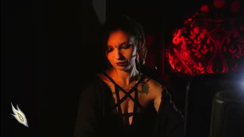 Snapshot of _alicemorrison_ chatting on October 16, 2025, 6:31 pm Alice Morrison Mistress Datura online show from October 16, 2025, 6:31 pm