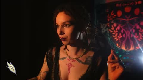 Snapshot of _alicemorrison_ chatting on November 6, 2025, 6:53 pm Alice Morrison Mistress Datura online show from November 6, 2025, 6:53 pm