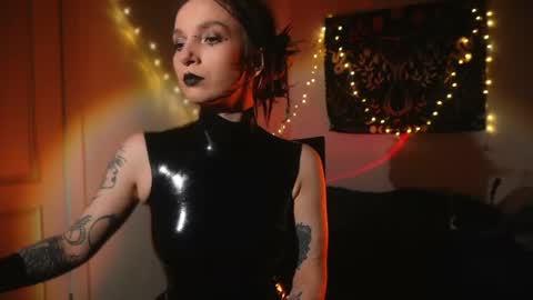 Alice Morrison Mistress Datura online show from June 3, 2026, 6:02 pm