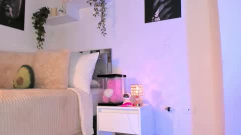 Karo online show from September 18, 2025, 9:50 pm