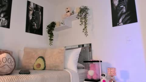 Karo online show from October 4, 2025, 10:52 pm