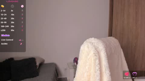 _allisongomez online show from September 26, 2025, 3:32 am