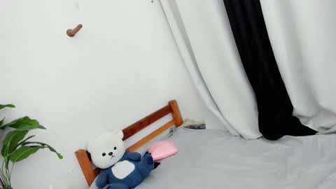 Thea online show from December 20, 2025, 8:32 am