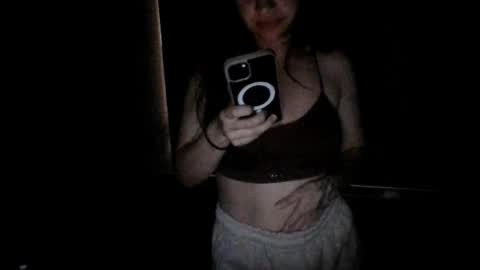 _alyson online show from September 9, 2025, 3:39 am