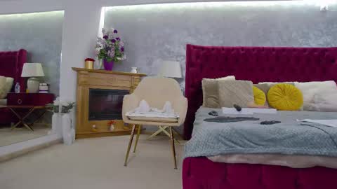 _ana_star online show from November 18, 2025, 5:12 am