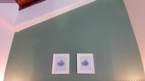 Snapshot of _anavictoria_ chatting on October 21, 2025, 12:39 pm Ana Victoria online show from October 21, 2025, 12:39 pm