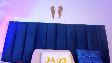 Anette online show from March 18, 2026, 7:50 pm