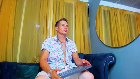 Snapshot of _angel_rivera chatting on February 17, 2026, 1:35 am Angel Rivera online show from February 17, 2026, 1:35 am