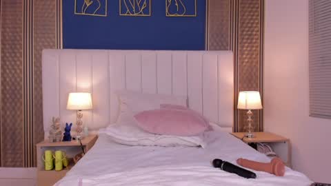 ngela  online show from January 23, 2025, 2:39 pm