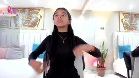      online show from October 27, 2025, 8:24 pm