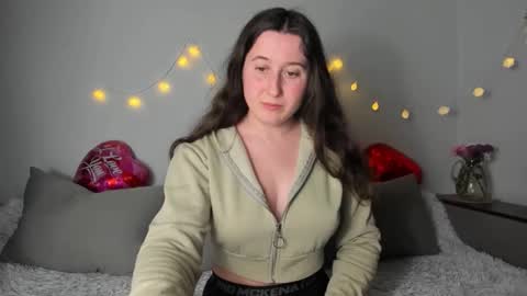 Anna online show from April 19, 2026, 6:10 pm