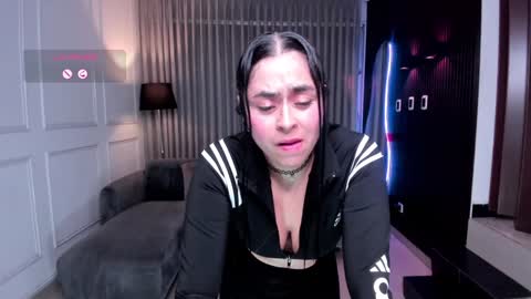 Ana online show from January 11, 2025, 7:49 pm