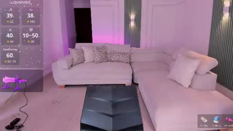 Ana online show from June 13, 2026, 7:23 pm