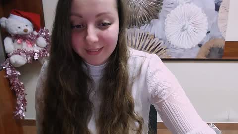 Snapshot of _annabelle_lee chatting on December 18, 2024, 8:20 am Anna online show from December 18, 2024, 8:20 am