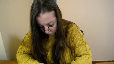Snapshot of _annabelle_lee chatting on January 15, 2025, 10:38 am Anna online show from January 15, 2025, 10:38 am