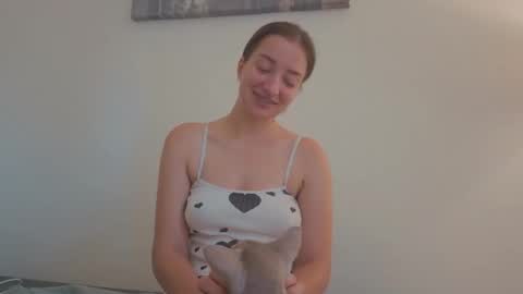 Snapshot of _annieone chatting on September 15, 2025, 1:55 pm Anna online show from September 15, 2025, 1:55 pm