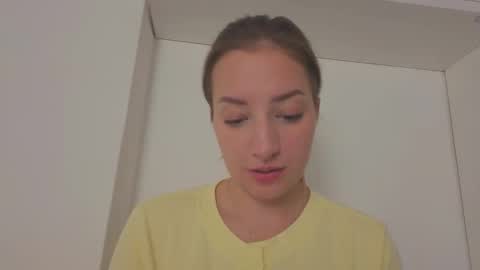 Snapshot of _annieone chatting on October 3, 2025, 9:45 pm Anna online show from October 3, 2025, 9:45 pm