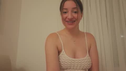 Snapshot of _annieone chatting on October 13, 2025, 6:08 pm Anna online show from October 13, 2025, 6:08 pm