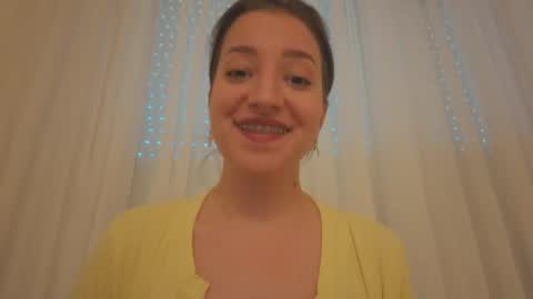 Snapshot of _annieone chatting on October 19, 2025, 2:07 pm Anna online show from October 19, 2025, 2:07 pm