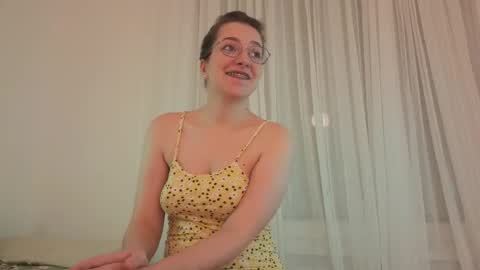 Anna online show from December 18, 2025, 6:25 pm