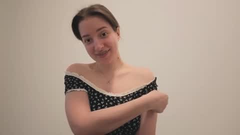 Anna online show from March 21, 2026, 2:09 pm