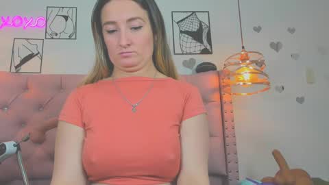 Snapshot of _antonella_11 chatting on September 27, 2025, 5:40 pm _antonella_11 online show from September 27, 2025, 5:40 pm