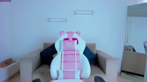    online show from February 24, 2026, 1:20 pm