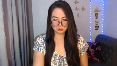 Snapshot of _arah chatting on September 22, 2025, 11:45 am arah online show from September 22, 2025, 11:45 am