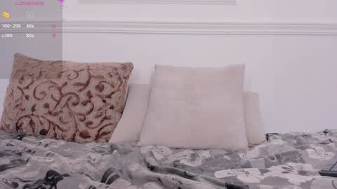 _arianasweet online show from December 31, 2024, 8:34 pm