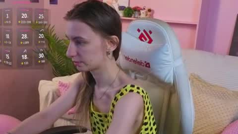 Snapshot of _ash_leyy_ chatting on May 18, 2026, 1:24 am _ash_leyy_ online show from May 18, 2026, 1:24 am