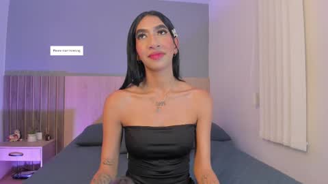 Ashly online show from October 6, 2025, 7:33 pm