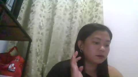 _asianlove online show from April 15, 2026, 7:10 pm