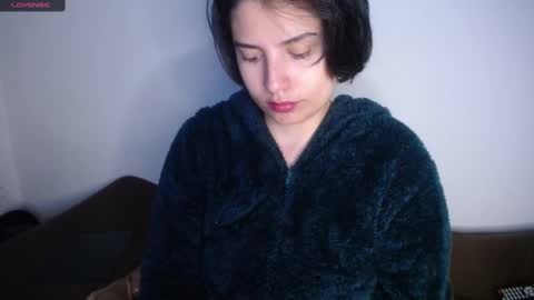 Snapshot of _atenea_golden chatting on December 7, 2024, 10:56 am atenea online show from December 7, 2024, 10:56 am