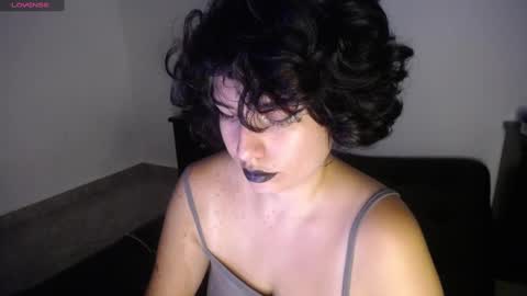 Snapshot of _atenea_golden chatting on December 12, 2024, 10:52 pm atenea online show from December 12, 2024, 10:52 pm