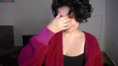 Snapshot of _atenea_golden chatting on December 26, 2024, 11:46 pm atenea online show from December 26, 2024, 11:46 pm