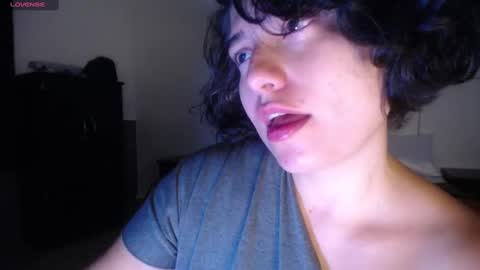 Snapshot of _atenea_golden chatting on January 24, 2025, 11:02 pm atenea online show from January 24, 2025, 11:02 pm