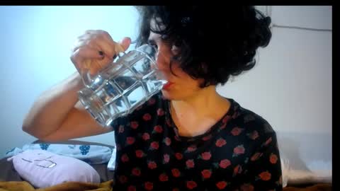 Snapshot of _atenea_golden chatting on February 6, 2025, 10:53 pm atenea online show from February 6, 2025, 10:53 pm