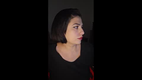 Snapshot of _atenea_golden chatting on February 24, 2025, 10:25 pm atenea online show from February 24, 2025, 10:25 pm
