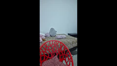 Snapshot of _atenea_golden chatting on February 27, 2025, 10:53 pm atenea online show from February 27, 2025, 10:53 pm
