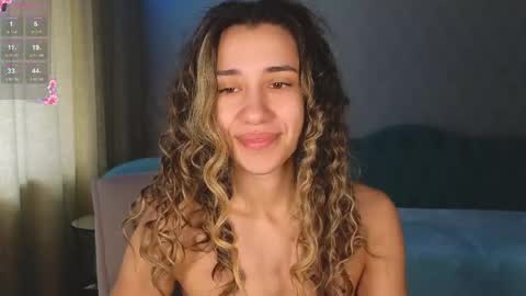 _aura_18 online show from May 4, 2026, 3:24 am