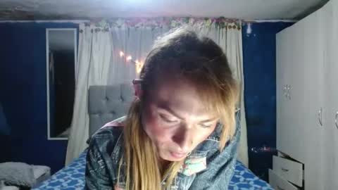 _azalea_65 online show from October 9, 2025, 2:31 am