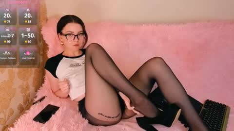 Snapshot of _bella_hix_ chatting on January 12, 2025, 2:09 pm Bella online show from January 12, 2025, 2:09 pm