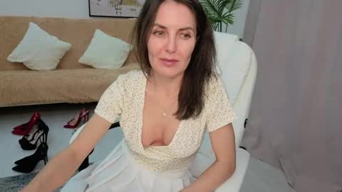 Snapshot of _beylly chatting on March 19, 2026, 2:10 pm Beylly online show from March 19, 2026, 2:10 pm