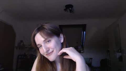 _biscotti_ online show from March 4, 2025, 5:13 pm