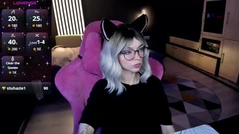 Snapshot of _black_fox__ chatting on March 12, 2026, 9:32 pm Olivia Subscribe to my Fansly - online show from March 12, 2026, 9:32 pm